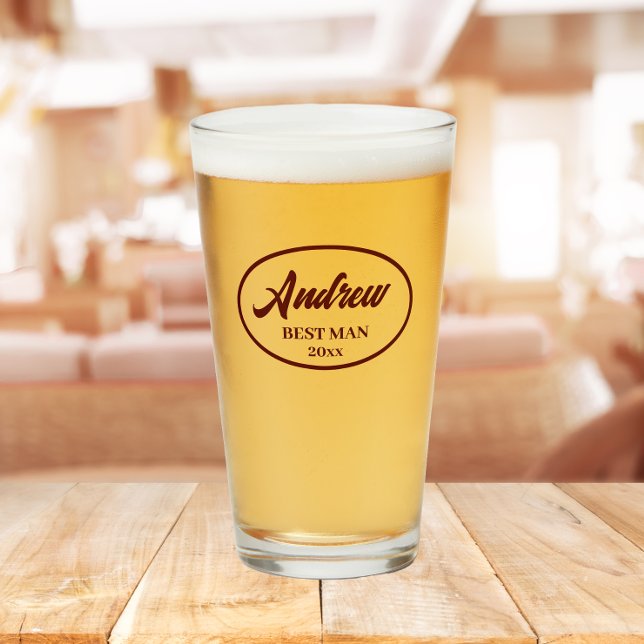 Maroon Stylized Namn Bröllop Best Man Glaskopp (In Situ Table)