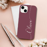 Maroon White Elegant Calligraphy Script Namn<br><div class="desc">Maron Elegant White Calligraphy Script Anpassningsbar Personlig Namn iPhone 14 Smart Phone Case har en modern och enkel design för trendig och snyggt med din personlig namn i elegant-handskriven calligraphy-skripttypografi på maronbakgrund. Designad av ©Evco Studio www.zazzle.com/store/evcostudio</div>