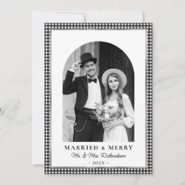 Married and Merry Arch Photo Black White Plaid Julkort