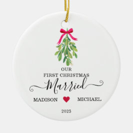 Married First Christmas Mistletoe Holiday Julgransprydnad Keramik