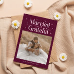 Married & Grateful Wedding Photo Cranberry Tack Kort<br><div class="desc">Simple and elegant wedding thank you card featuring a wedding photo with a typography text that says "married and grateful" with hearts. Message on the back of the card is editable and another picture can be added as well. This 2-sided thank you card is so timelessly stylish. The background is...</div>
