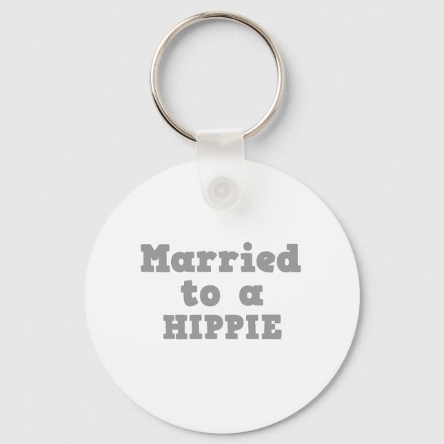 MARRIED TO A HIPPIE NYCKELRING (Framsida)