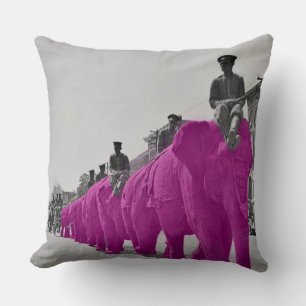 Mars av Rosa Elephant Circa 1920's Circus Kudde