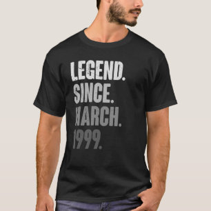 Mars födelsedag 24:e Dekorationen 24 år gammal årg T Shirt