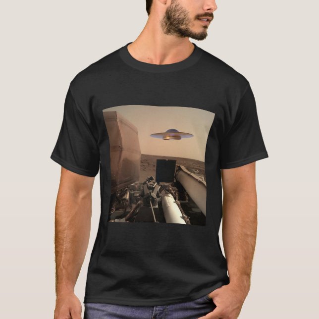 Mars InSight Alien UFO Saucer-påträffare T Shirt (Framsida)