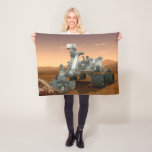 Mars Science Laboratory Curiosity Rover. 4 Fleecefilt<br><div class="desc">Artists idé om mars Science Laboratory Curiosity Rover, en mobil robot för att undersöka Mars tidigare eller nuvarande förmåga att upprätthålla mikrobiellt liv. I bild utreder roven ett sten på Mars med en uppsättning verktyg i slutet av rovens arm, som sträcker sig omkring 7 fot. Två instrument vid arm kan...</div>