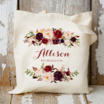 Marsala burgundy blommigt Bridesmaid Personlig Tygkasse<br><div class="desc">Om du klickar på "Anpassa den här mallen" kan du anpassa ytterligare. Du kan ändra teckensnittet storlekt, teckensnitt färg med mera! Se till att checka ut 1 000-matchande artiklar i vår butik: bröllop tote bags, tote bags bröllop, blommigt tote bags, rustisk blommigt, rustiskt tote bags, namn, personlig, tote bags, tote...</div>