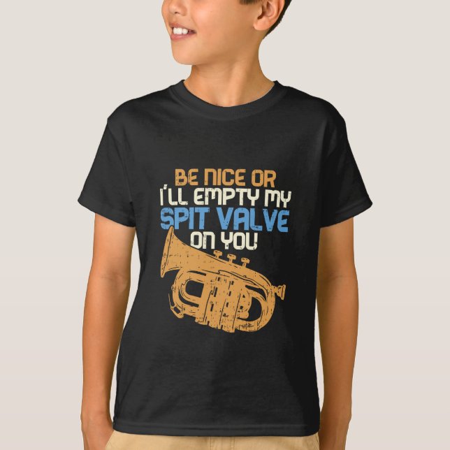 Marscherande orkestertrumpeter t shirt (Framsida)