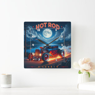 Marschning under månljuset i en klassisk hot rod fyrkantig klocka