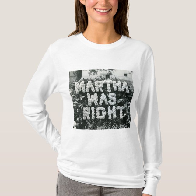 Martha var höger t shirt (Framsida)