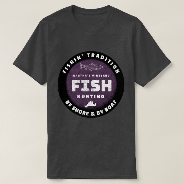 Martha's Vineyard Fishing Tee - Lila logotyp (Design framsida)