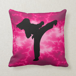 Martialkonst Flickans Rosa Blixt Pillow Kudde