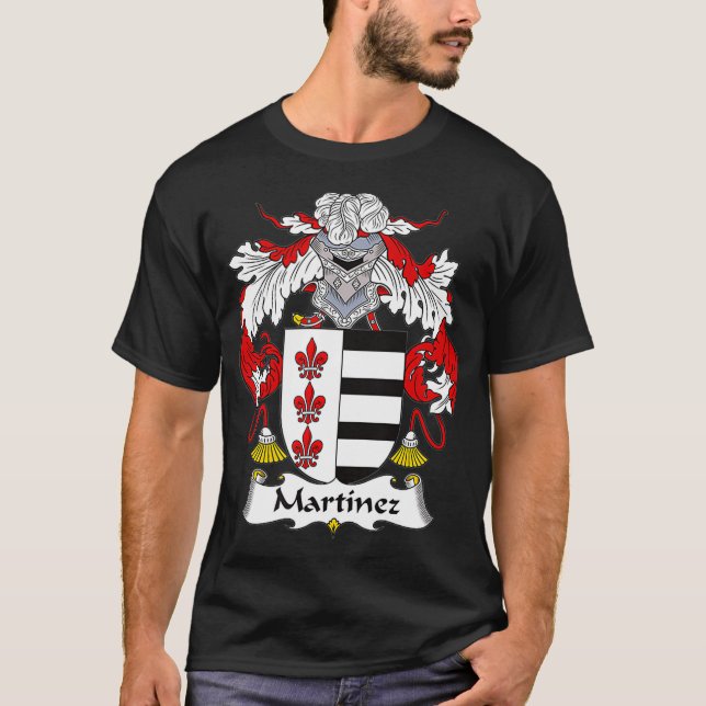 Martinez Jackar Arm Family Crest T Shirt (Framsida)