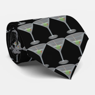 martini med oliver, svart bakgrund slips