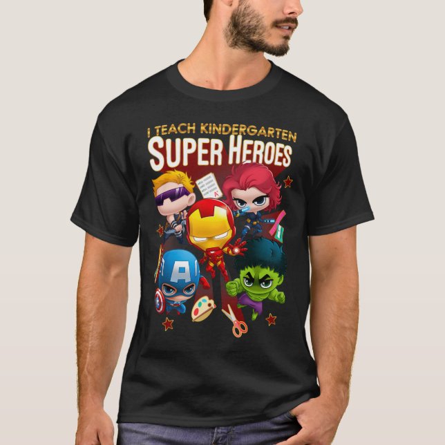 Marvel Group Shot I Teach Kindergarten Toppen Hero T Shirt (Framsida)