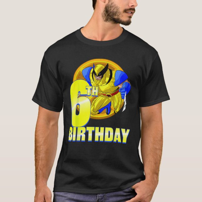 Marvel X Manar Wolverine 6e Birthday Badge T Shirt (Framsida)