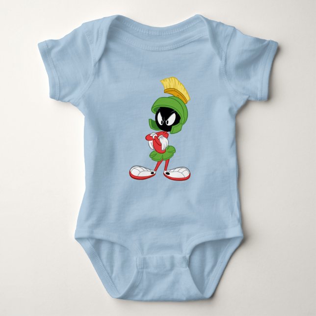 MARVIN MARTIAN™ | Arm korsad Tee (Framsida)