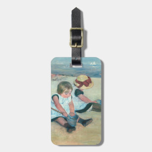 Mary Cassatt - Barn som spelar på stranden Bagagebricka