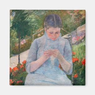 Mary Cassatt - Flickor som syter i en Garden Magnet