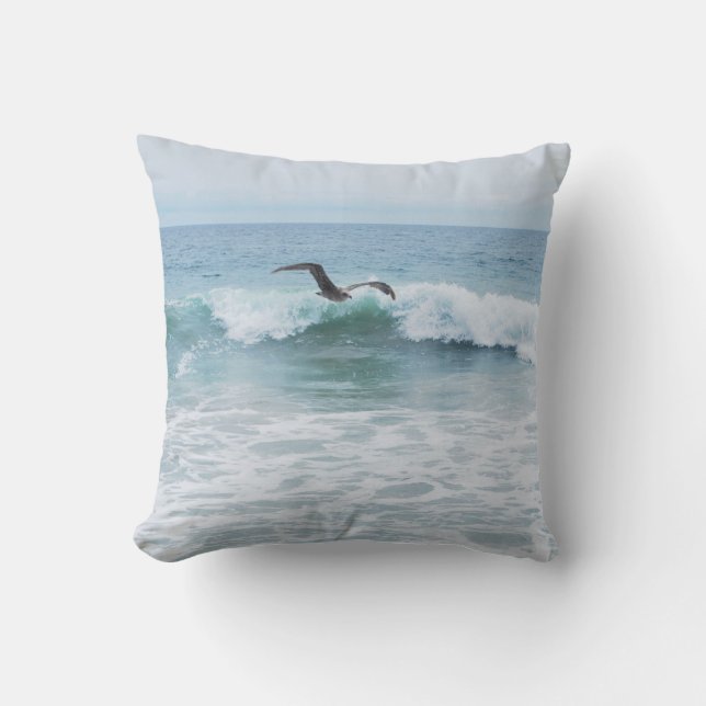 Mås på stranden i Kalifornien Kudde (Framsida)