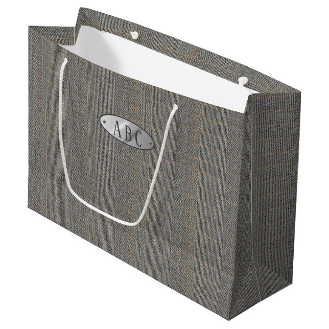 Masculine Grått Tweed Monogrammed Giftbag Man (Framsidan Vinklad)