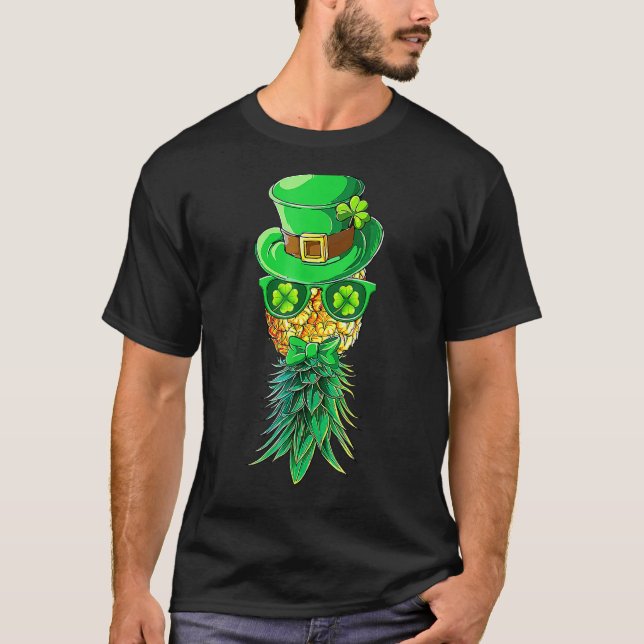 Mask Swinger uppifrån och ned Pineapple St Patrick T Shirt (Framsida)