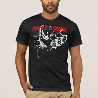 maskDDD trefaldigt D utrustar T Shirt