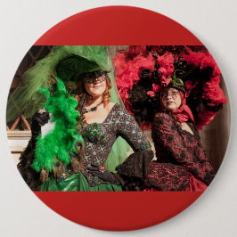 Maskerade kvinnor under Venedigkarnivalen Knapp