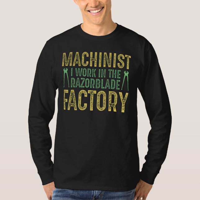 Maskinarbete i Razorblade-fabriken T Shirt (Framsida)