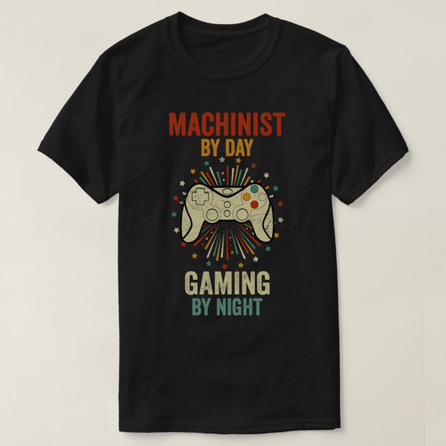 Maskinist per dag spelas spel per natt t shirt (Design framsida)