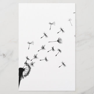 Maskrosfluff i vinden