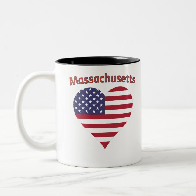 Massachusetts American Flagga Heart Två-Tonad Mugg (Vänster)