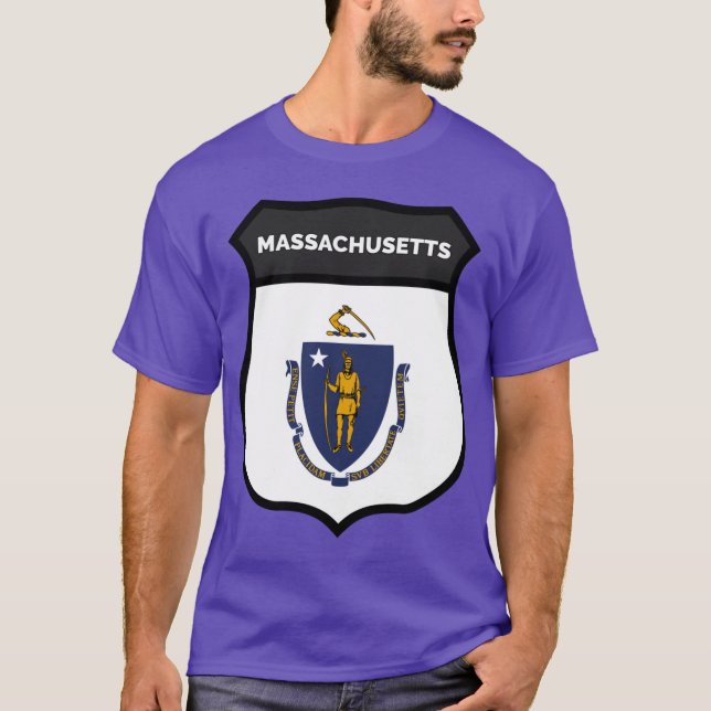 MASSACHUSETTS BADGE IV Oversized T Shirt (Framsida)