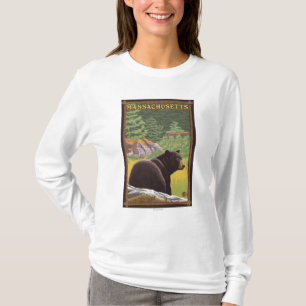 MassachusettsBlack björn i skog T-shirt