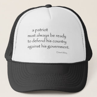 "Måste en patriot… ", Truckerkeps