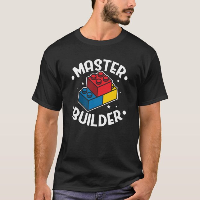 Master Builder Building Blocks Men Women Youth  4 T Shirt (Framsida)