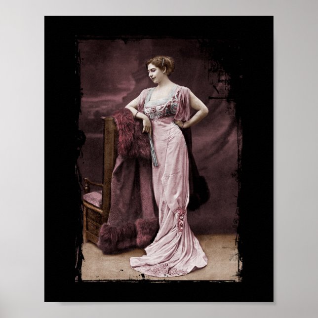 Mata Hari i Theater Dress Poster (Framsidan)