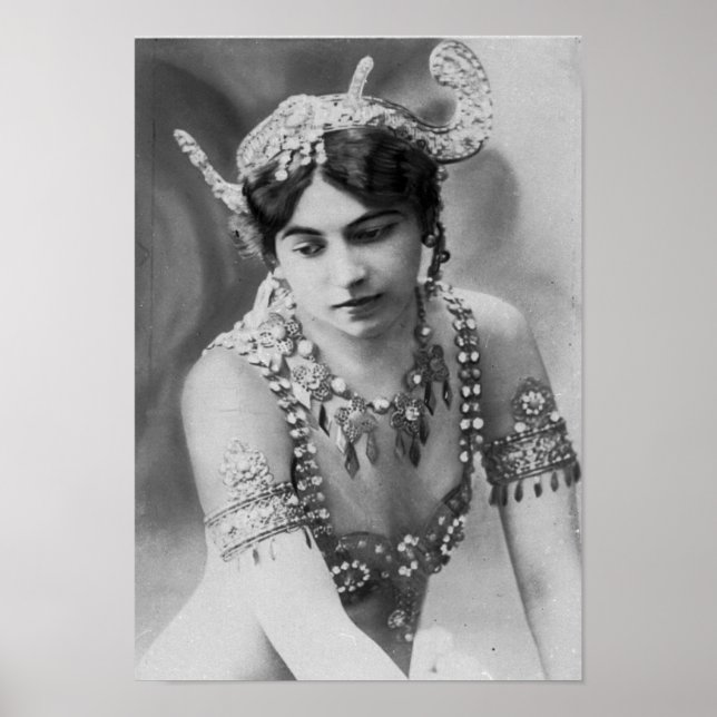 Mata Hari - Margaretha Geertruida Poster (Framsidan)