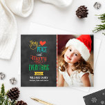 Mata in allt färgstarkt chalkboard-foto julkort<br><div class="desc">Hälsning med det enkla och snyggt julfotokortet innehåller frasen "Joy, Kärlek, Peace and Merry All" i fet färg och modern text på en svart bakgrund från stil. White snöflingor klär sig på baksidan av kortet. Anpassa med ditt foto (porträtt-format) och med anpassningsbar. Grått-/mjuk svart bakgrund med gyllene gult, tangerinrött /...</div>