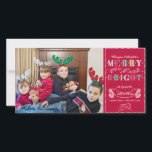 Mata in Bright Helgdagars Modern Photo jul Julkort<br><div class="desc">FÄRG PALETTE: Vattenslatblått, kalk, emerald grönt, rött och vitt DESIGN COLLECTION: Colorful, Modern Merry & Bright themed, chalkboard doodle art, grafiskt skript, stil fotofamilj porträtt julkort. Typografin stil skriver: "Önskar en helgdag som är både glad och ljus!" med utrymme för att du ska kunna anpassa kortet med din familj namn,...</div>