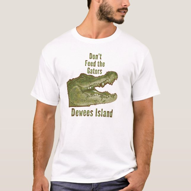 Mata inte alligatorerna -- Dewees ö, SC Tee (Framsida)