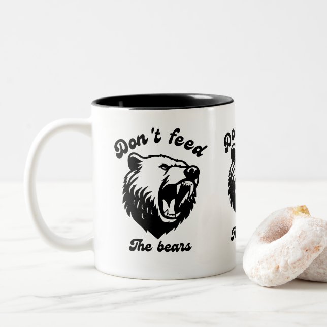 Mata inte pärmarna Två-Tonad mugg (Med munk)