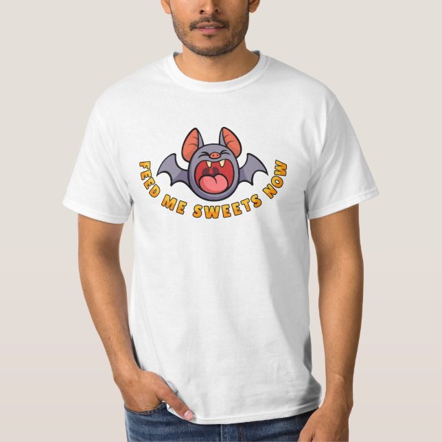 Mata mig med godis nu kastkudde  t shirt (Framsida)