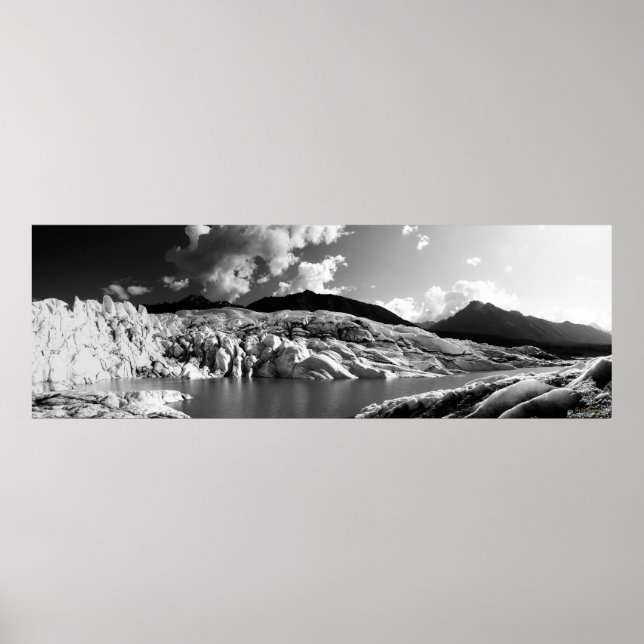 Matanuska Glacier Panorama Black & White Poster (Framsidan)