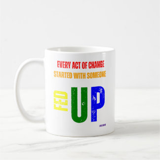 Matat upp och iordningställd kaffemugg