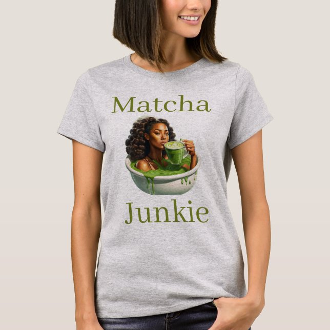 Matcha Junkie T-Shirt (Framsida)