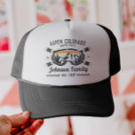 Matchning av anpassningsbar Family Friends Ski Res Keps<br><div class="desc">Skapa varaktiga minnen med vår anpassningsbar anpassningsbar skidskjorta i resa för familjer, vänner eller grupper. Det är perfekt att fira snö äventyr! Anpassa den med din familj namn eller resa för att göra den unik för dig. Idealisk för skidentusiaster och som vintersemestersouvenir är det underbart för matchande utfall på sluttningarna...</div>