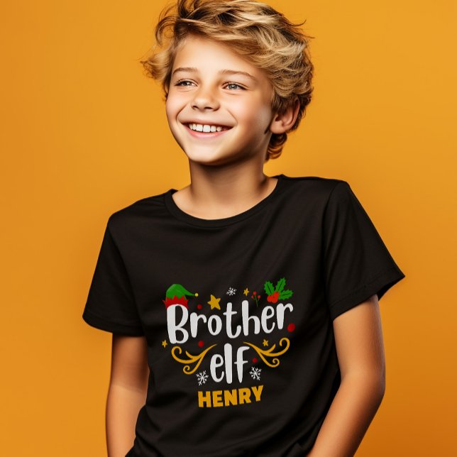 Matchning av Elf-Roligt-familjen för typografi-bro T Shirt (Skapare uppladdad)