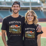 Matchning av Resa för personlig Family Reunion Cam T Shirt<br><div class="desc">Upplev en familjeåterförening som ingen annan med vår Personlig Family Reunion Camping Resa Matching T-Shirts! Det här är inte bara skjortor. De är din biljett till oförglömliga stunder och gemensamma upplevelser under stjärnorna. Bild: sol som satte sig över horisonten, campingbranden och din familj samlades kring att bära matchande skjortor, varje...</div>