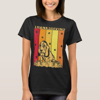 Matchningsfamiljens Hund för kvarvarande thanksgiv T Shirt